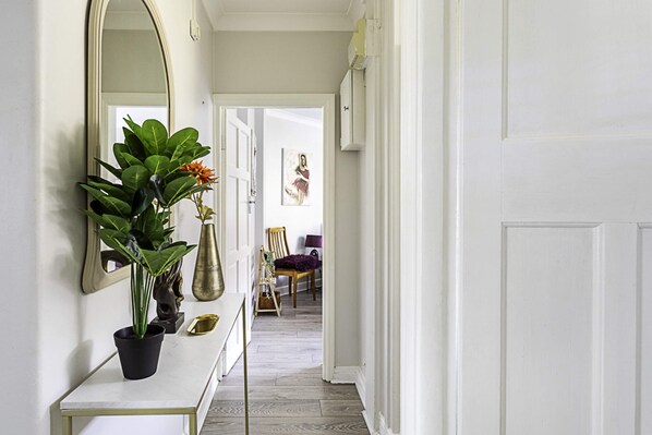 Basic Apartment, Multiple Beds | Interior - Chic High Spec Apartment Near Central London (London)