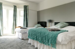 Family Triple Room | Free WiFi