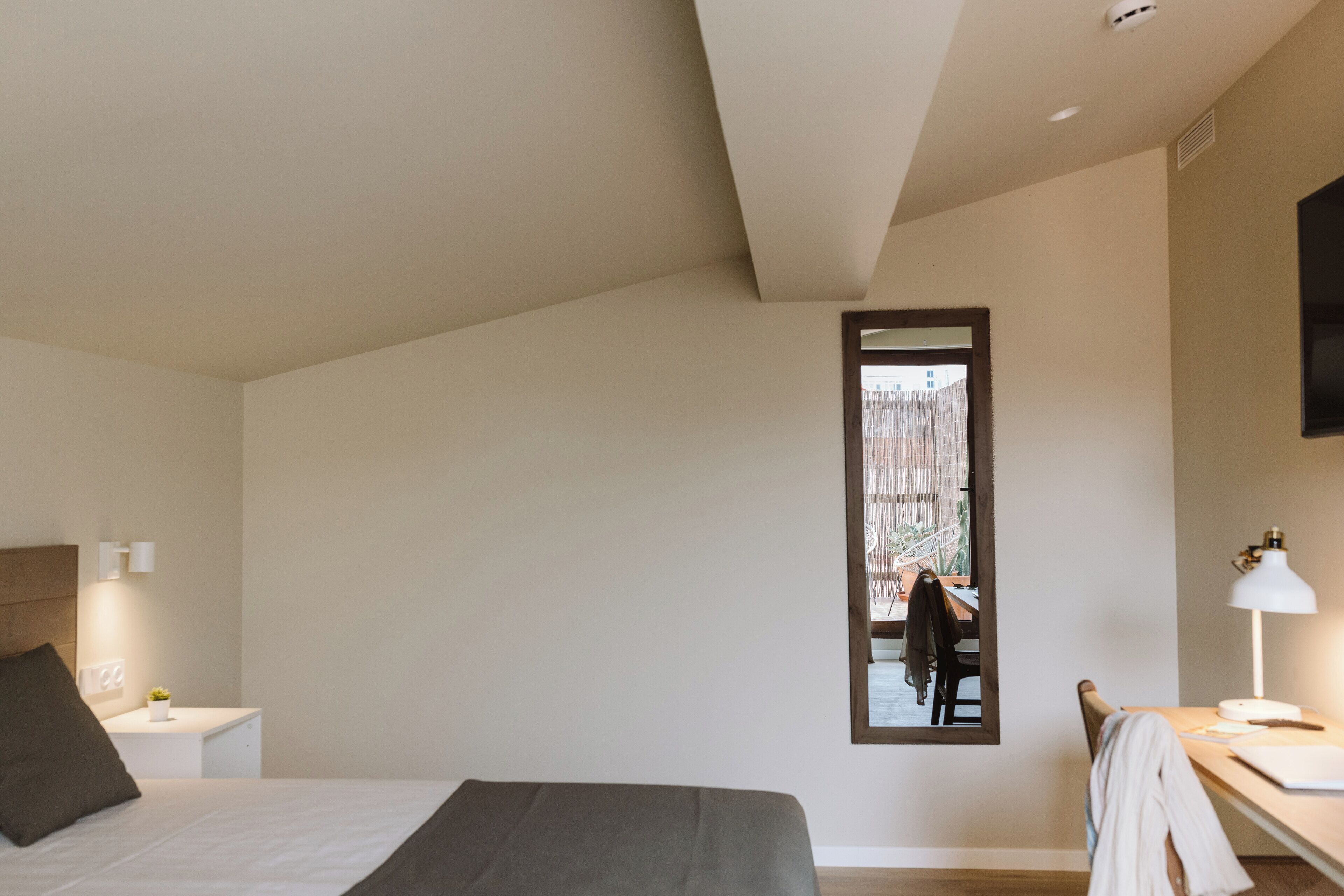 Family Quadruple Room | Desk, soundproofing, free WiFi