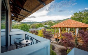 Classic Double Room | Balcony