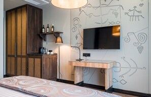Classic Double Room | Egyptian cotton sheets, premium bedding, minibar, in-room safe