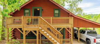 Cozy Mountain Cabin Close to Downtown!