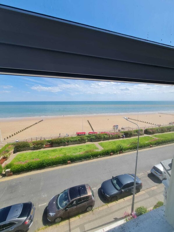 Beach - Farina No5, Sea view studio sleeping 2 guests (Bridlington)