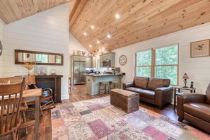 Fireplace - The Birdhouse (Suches)