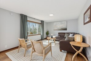 Smart TV - Emily Lake Shores, Sandy Beach, ATVTrails, Cuyuna Bike, Sauna, Fire Pit, Pantoon (Emily)