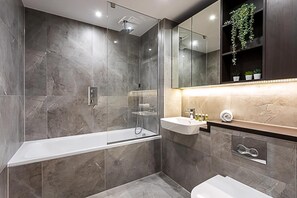 Apartment | Bathroom - Icon Tower Flat VI (London)