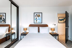 2 bedrooms, free WiFi - Icon Tower Flat III (London)