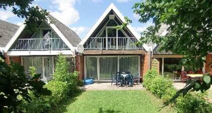 In Ruhiger Feriensiedlung + Wlan Gratis + nah am Strand und Meer + Zentral Gelegen