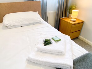 3 bedrooms, iron/ironing board, free WiFi - Waterloo House (Nottingham)