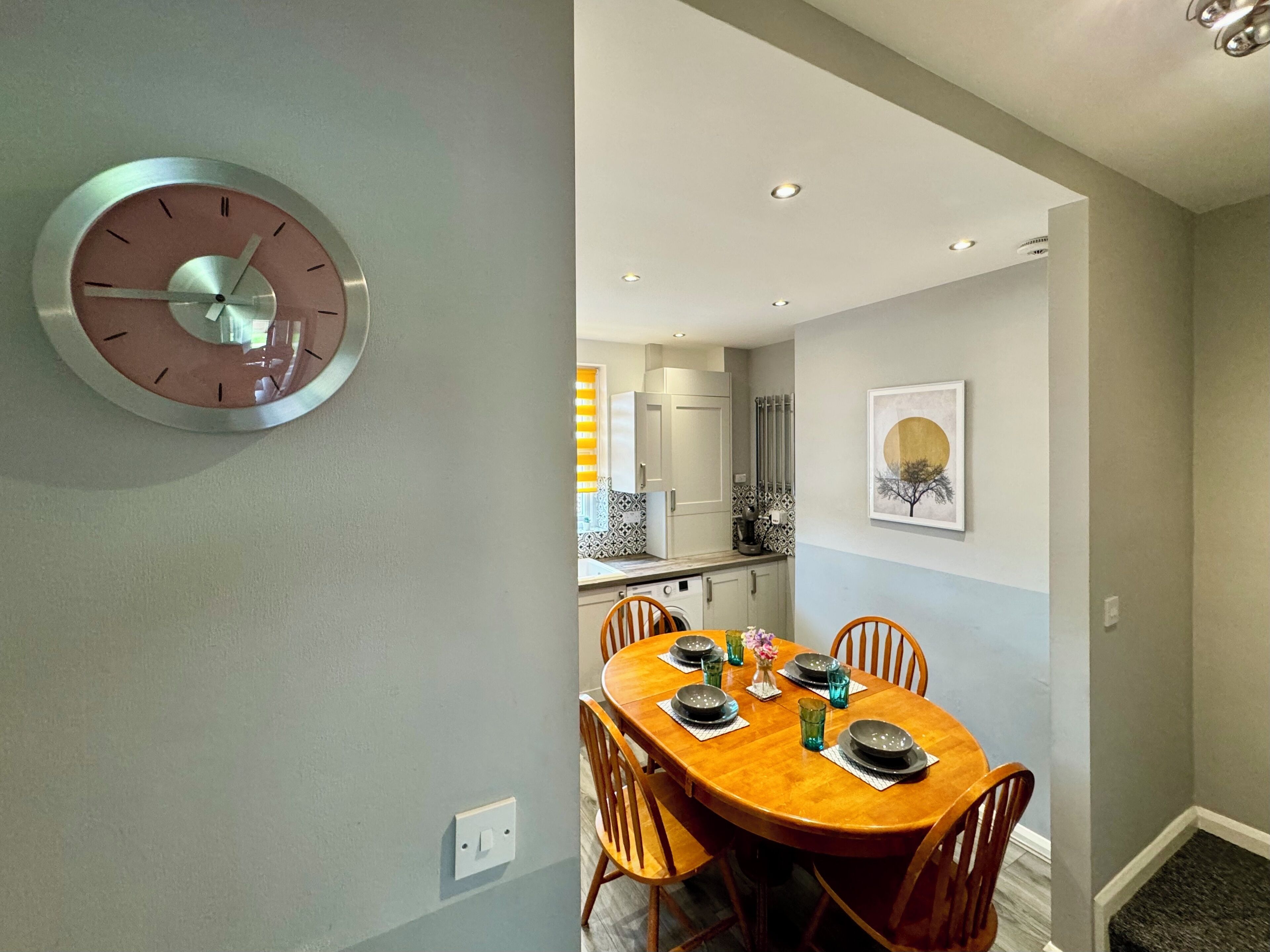Family Townhome | In-room dining