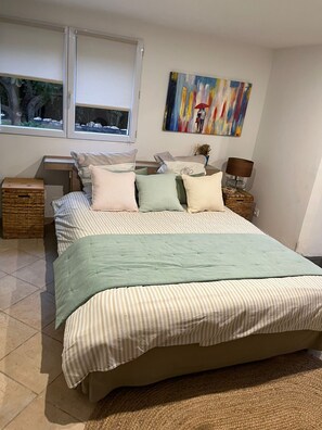 4 chambres, bureau, fer et planche à repasser, Wi-Fi gratuit