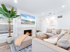 Televisión, chimenea y videojuegos 