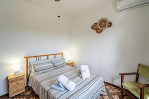 3 bedrooms, iron/ironing board, free WiFi, bed sheets - Cubo's Casa Rural Vimar Alhaurin / air-conditioning / piscina privada / privacidad (Alhaurín el Grande)
