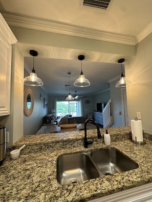 Interior - The Sea Hut (Bradenton)