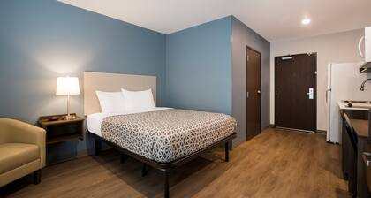 WoodSpring Suites Port St. Lucie