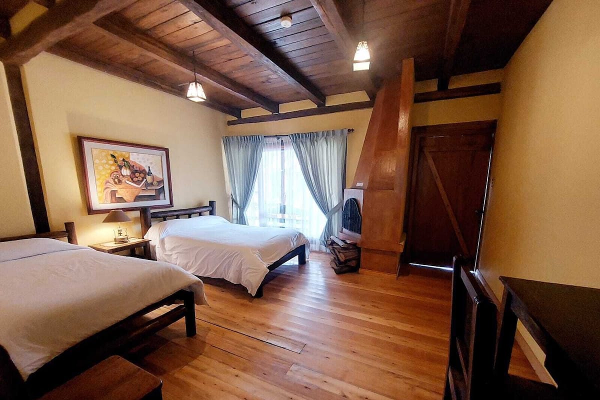 Habitación estándar con 1 cama doble o 2 individuales | Wifi gratis y ropa de cama