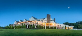 Three Bedroom Condo, Shenandoah Crossing 11111