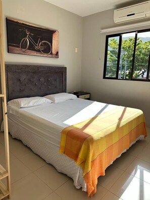7 bedrooms, hypo-allergenic bedding, pillowtop beds