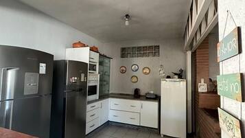House | Private kitchen | Full-size fridge, microwave, oven, blender