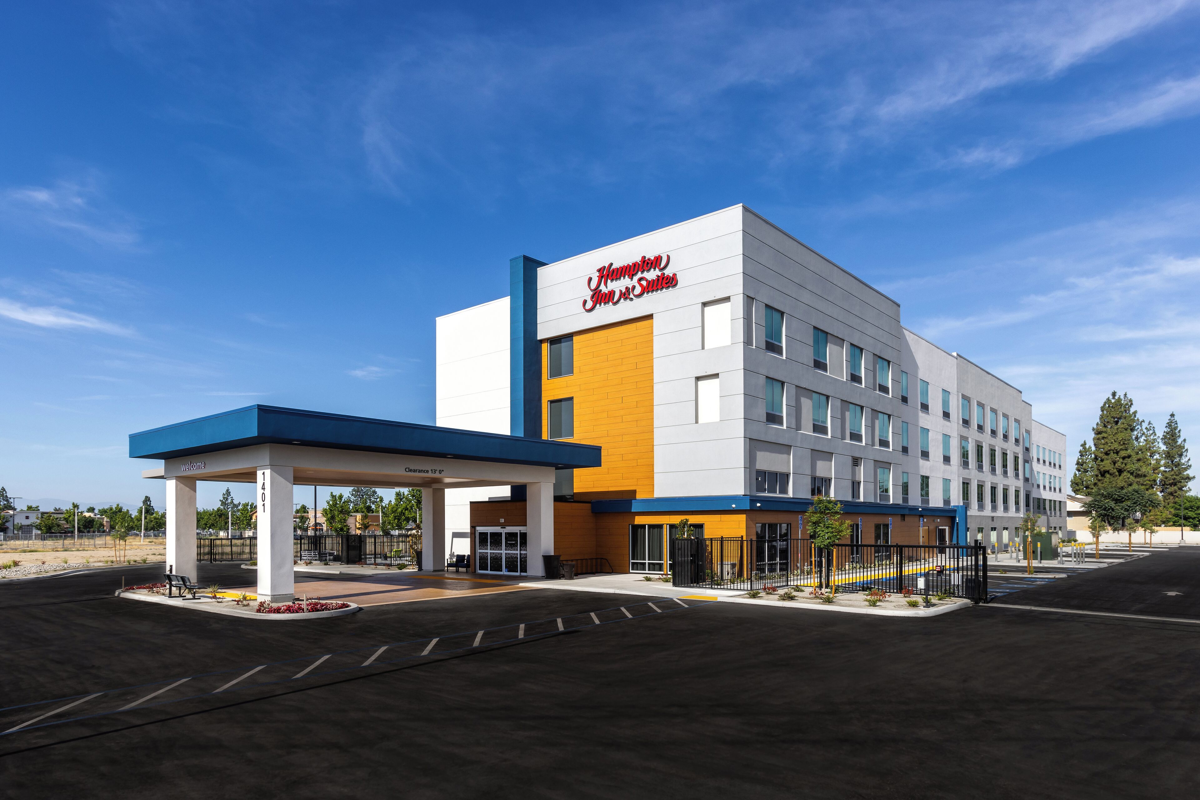 Photo - Hampton Inn & Suites Bakersfield Central