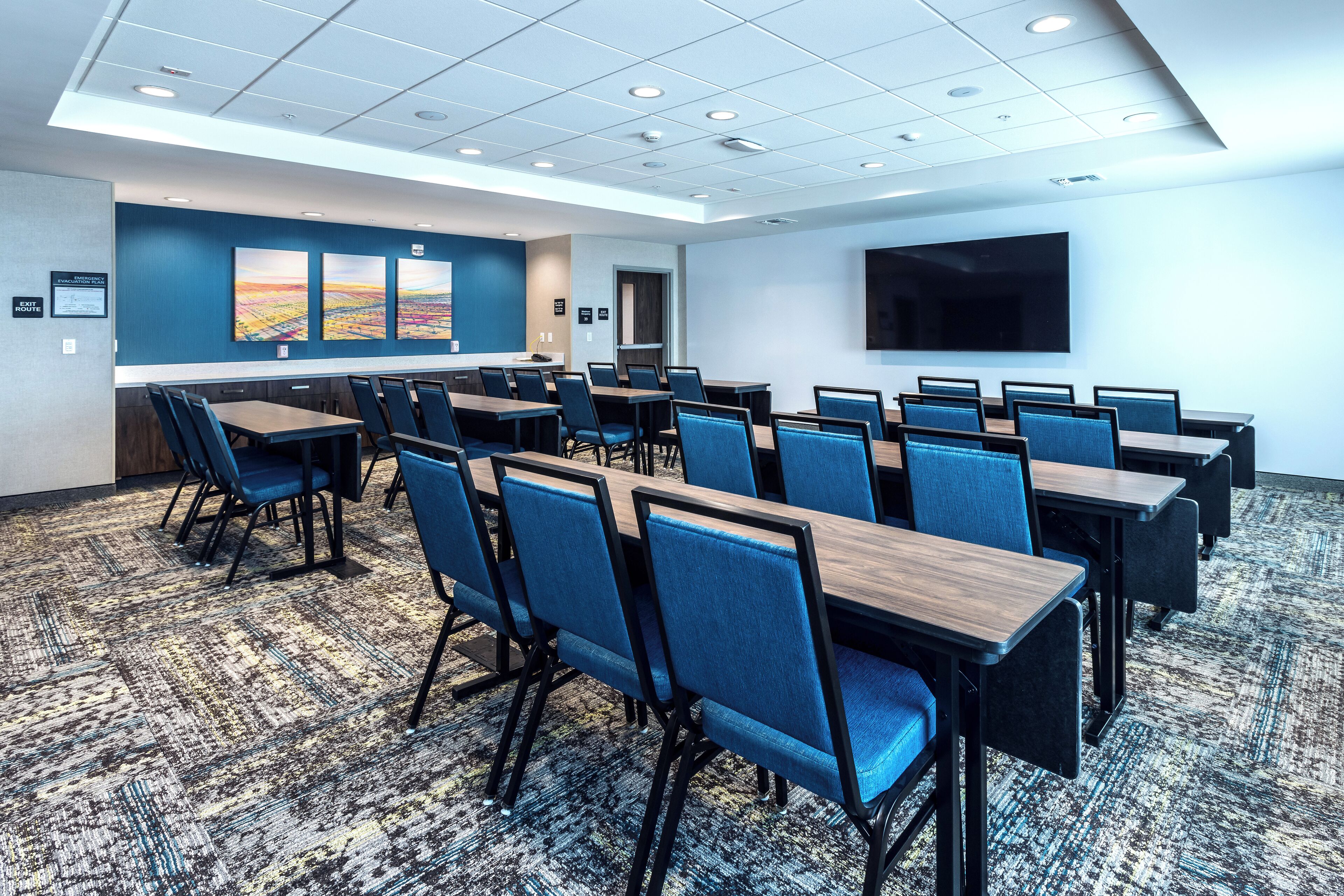 Photo - Hampton Inn & Suites Bakersfield Central