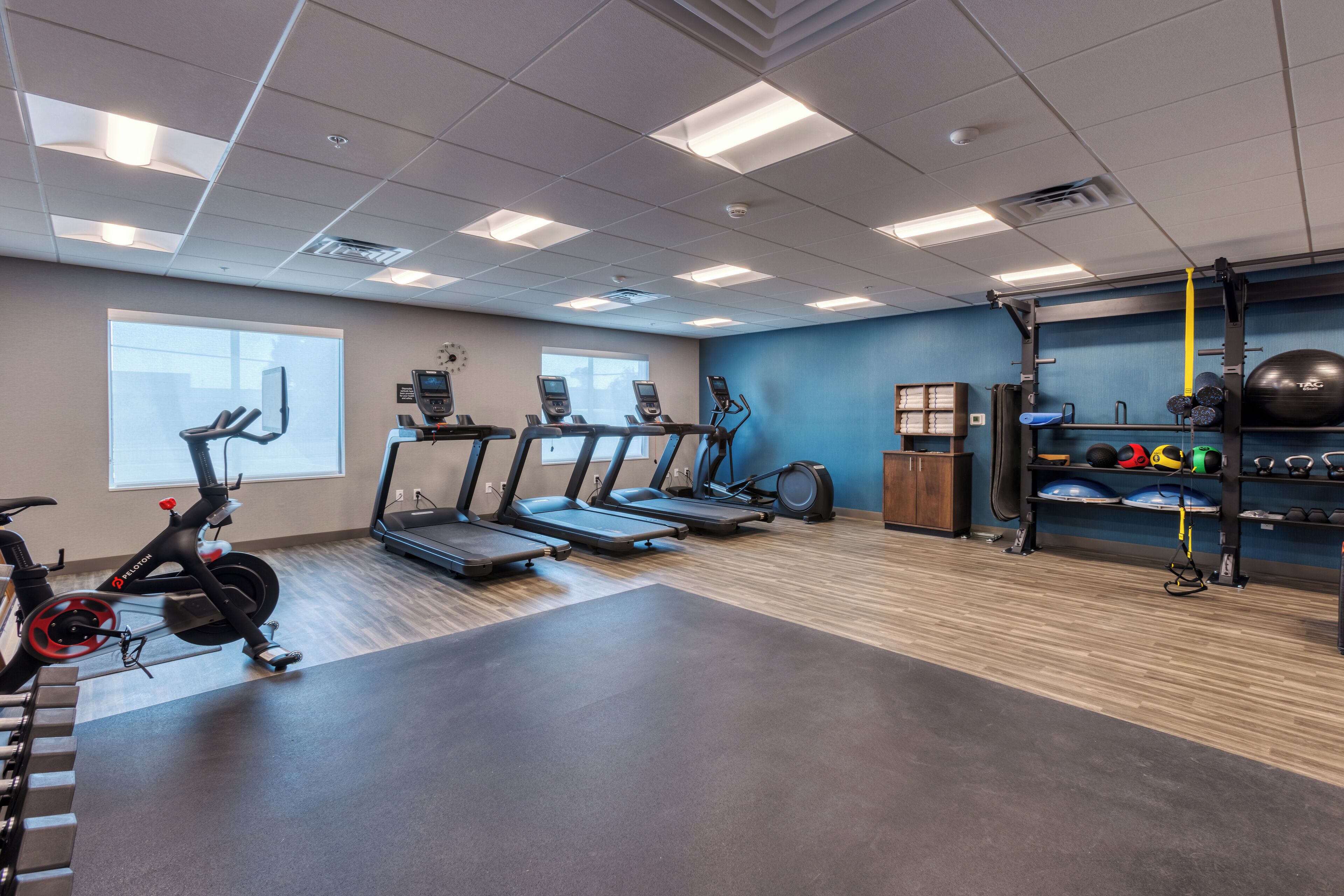 Photo - Hampton Inn & Suites Bakersfield Central