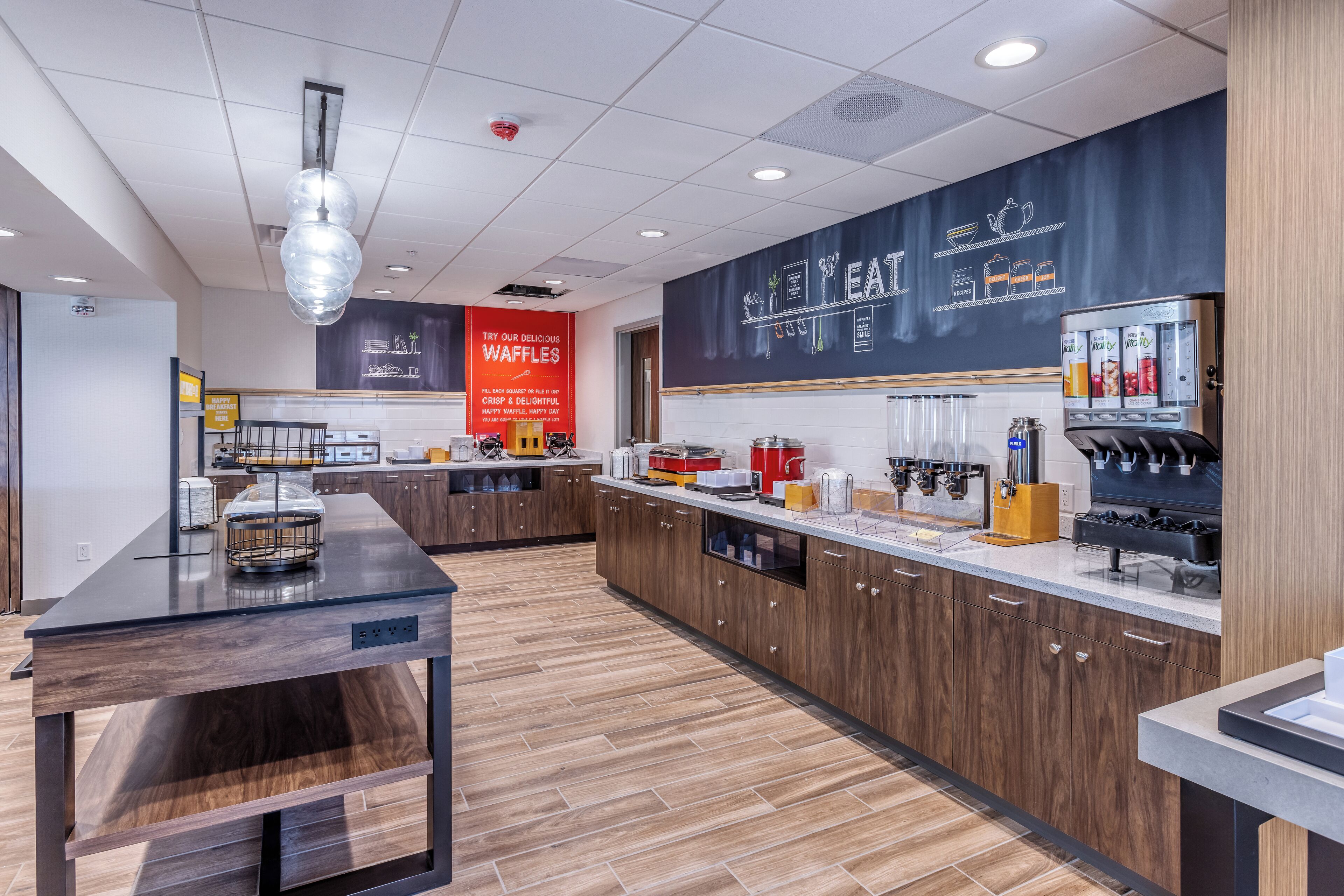 Photo - Hampton Inn & Suites Bakersfield Central