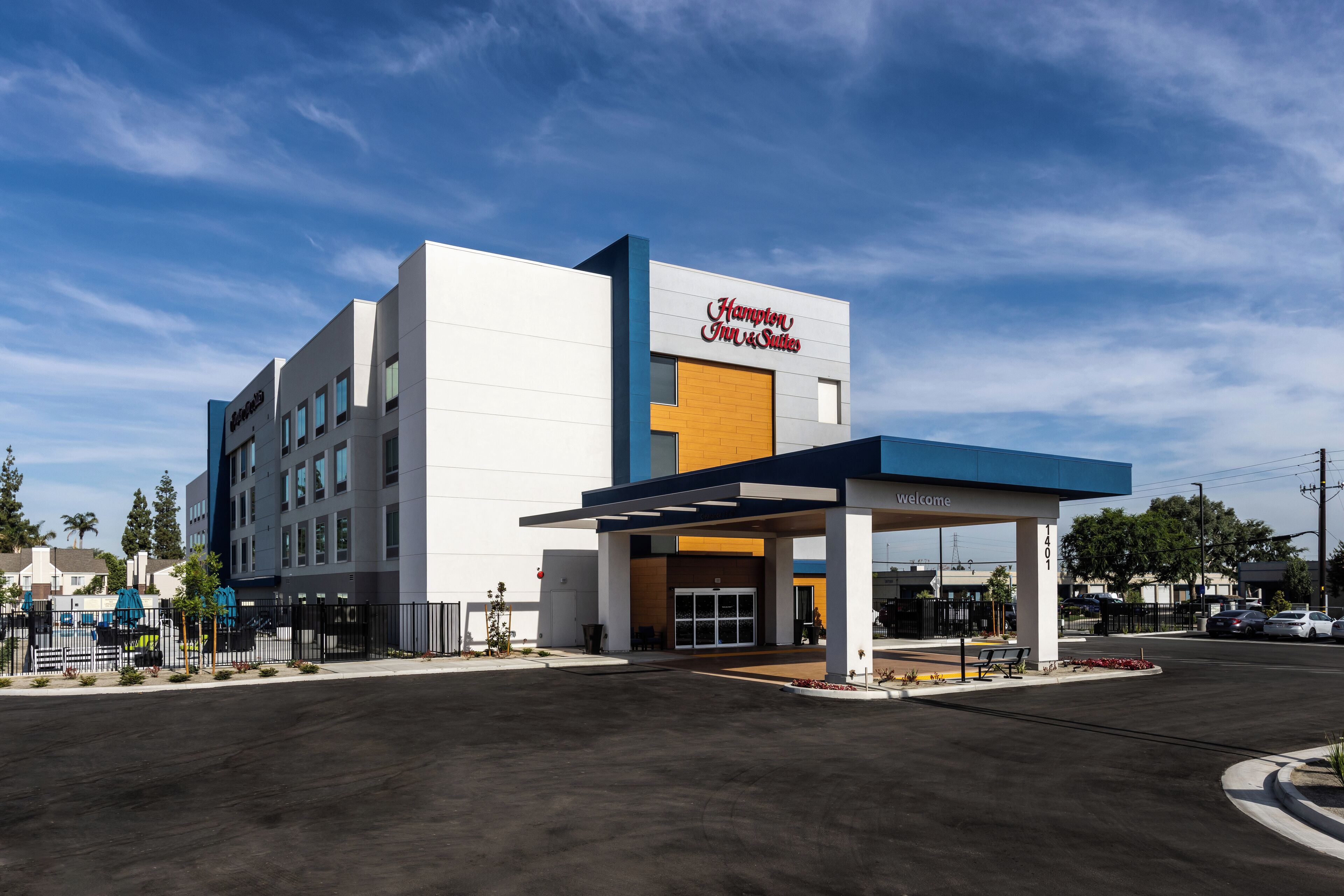Photo - Hampton Inn & Suites Bakersfield Central