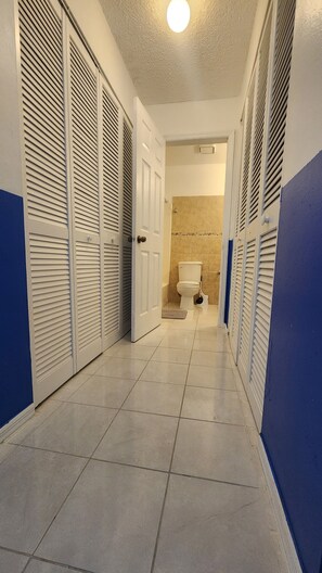 Bathroom - Duplex Back Apartment (Vero Beach)