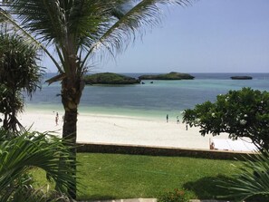 On the beach - Marvelous Watamu Waterfront Luxury Villa (Watamu)
