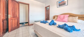 Villa Luciano "Spirit of the Canaries" By Lanzarote Vacation Homes