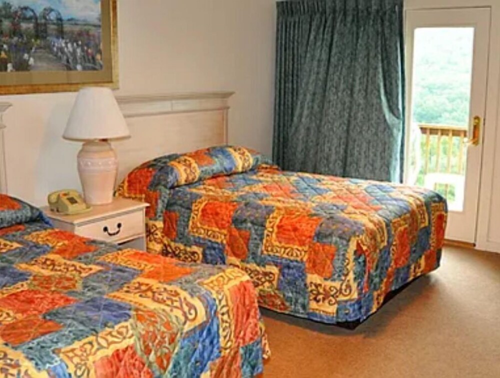 Enjoy October 6 13, 2023 in the mountains! McGaheysville Vrbo