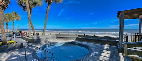 Indendørs pool, opvarmet pool