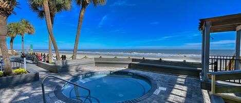 Inomhuspool och uppvärmd pool