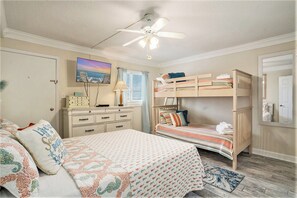 3 chambres, accès au Wi-Fi (inclus), literie fournie