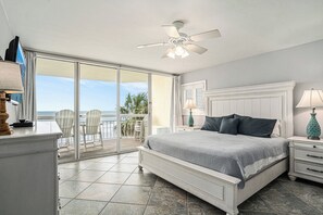 3 bedrooms, free WiFi, bed sheets - Oceanfront 3bed/2.5bath-Water's Edge Resort-212 Indoor/Outdoor Pool & Hot Tub (Garden City Beach)