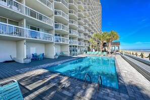 Indoor pool, a heated pool - Oceanfront 1bed/2bath-Water's Edge Resort-1109 Indoor/Outdoor Pool & Hot Tub (Garden City Beach)