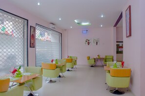 Restaurant - HOTEL FORTUNE (Kinshasa)