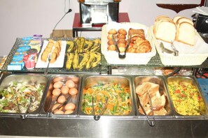 Free daily buffet breakfast - HOTEL FORTUNE (Kinshasa)