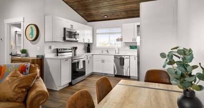 The Kabins - Montana Cabin