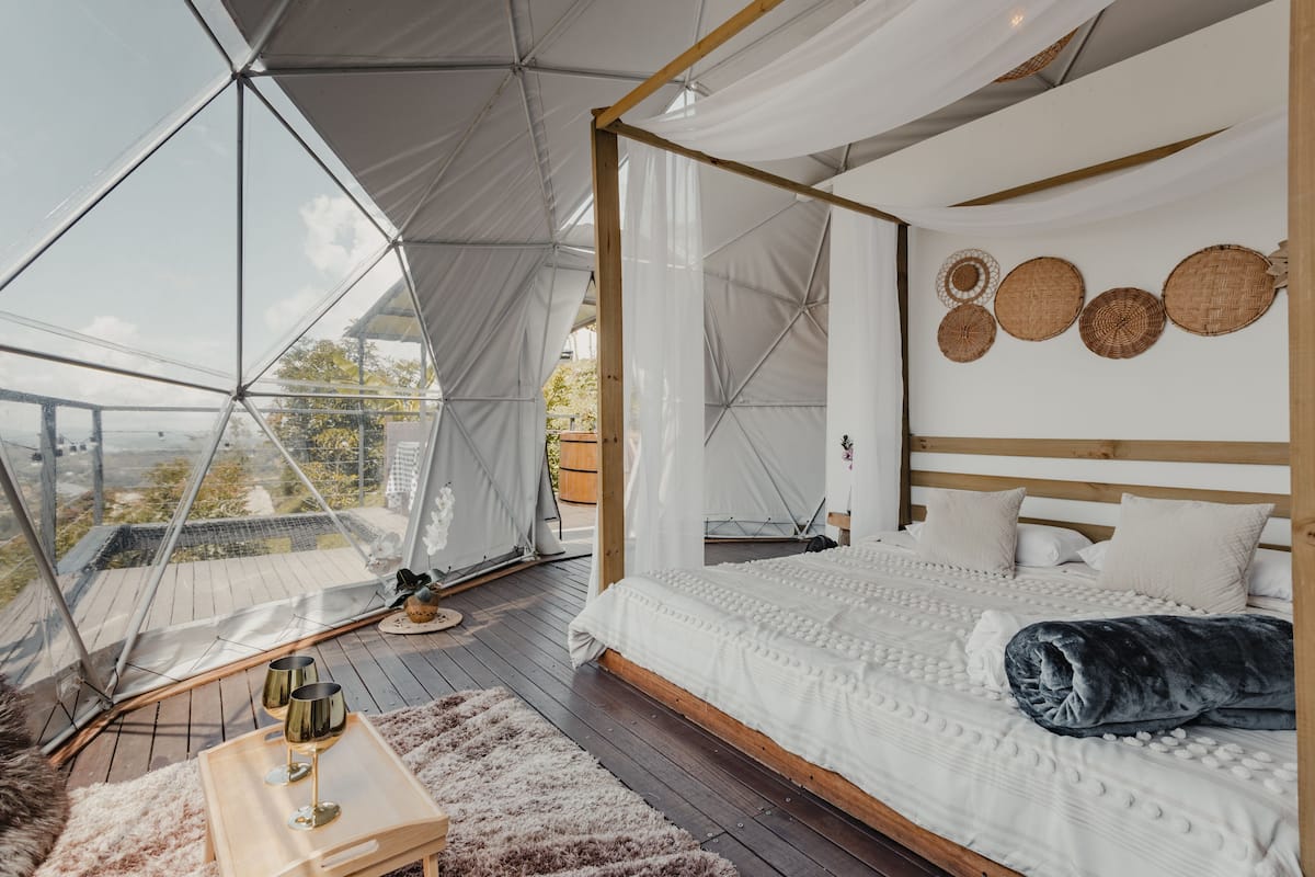 Deluxe Tent