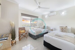 4 bedrooms, desk, iron/ironing board, travel crib