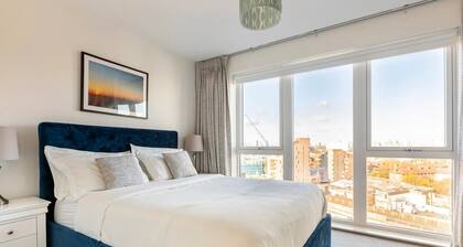 Charming and Spacious with Breathtaking London Skyline Views