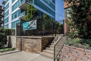Exterior - Adorable 1 Bdrm Condo On The Plaza 48 (Kansas City)