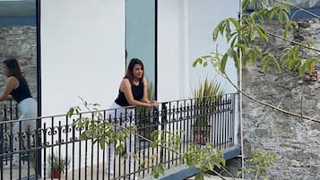 Kamar Double Ekonomi, balkon, pemandangan kota | Teras/patio