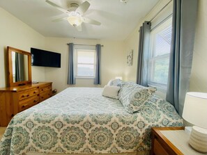 3 chambres, fer et planche à repasser, lit parapluie, Wi-Fi gratuit