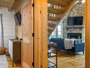 Smart TV, fireplace - Leaf & Log Serene Cabin w/ Lounge Deck & Firepit (Cherry Log)