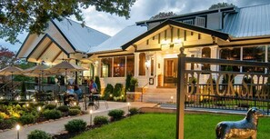 Exterior - Leaf & Log Serene Cabin w/ Lounge Deck & Firepit (Cherry Log)