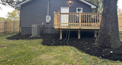 The Nest - Cute, Clean & Comfy - 10min to Ft. Wood