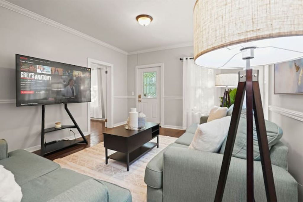 Midtown Spot Near Dt, M. Benz And Truist Stadiums, Stylish Bungalow - Buckhead, GA